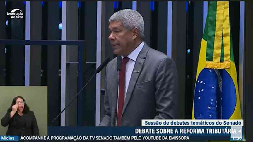 O governador Jerônimo Rodrigues participou, nesta terça-feira (29), da sessão de debates temáticos realizada no plenário do Senado, em Brasília, onde foi discutida a reforma tributária 