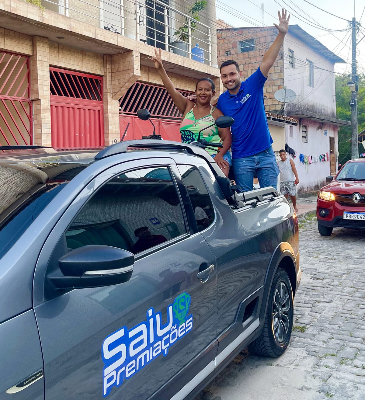 Tássio Mafra com Marcela Santos ganhadora do prêmio
