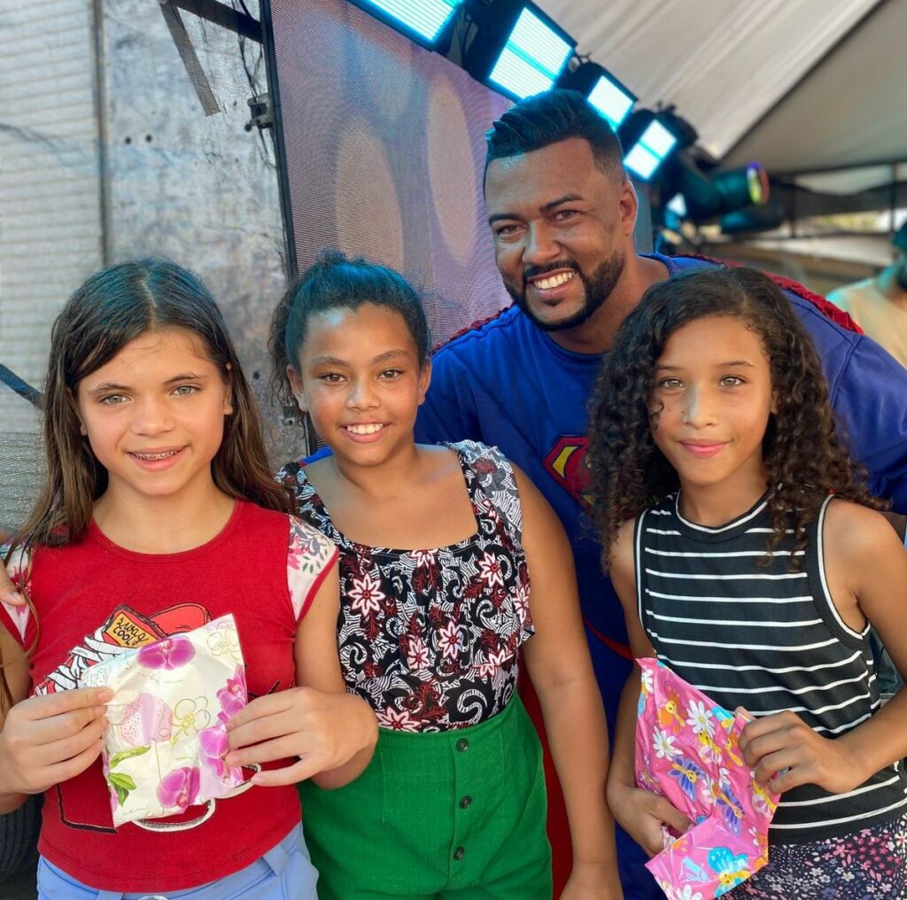 Projeto Alegrando as Crianças