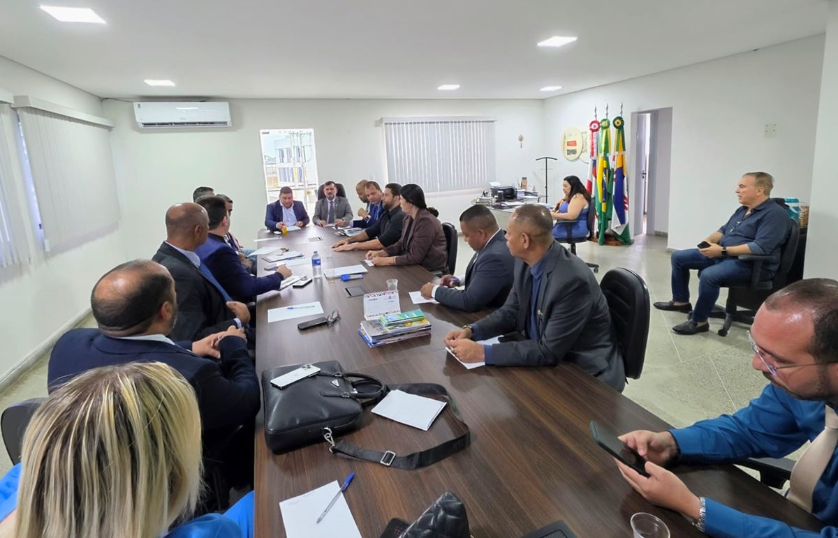 vereador-reuniao-hospital1